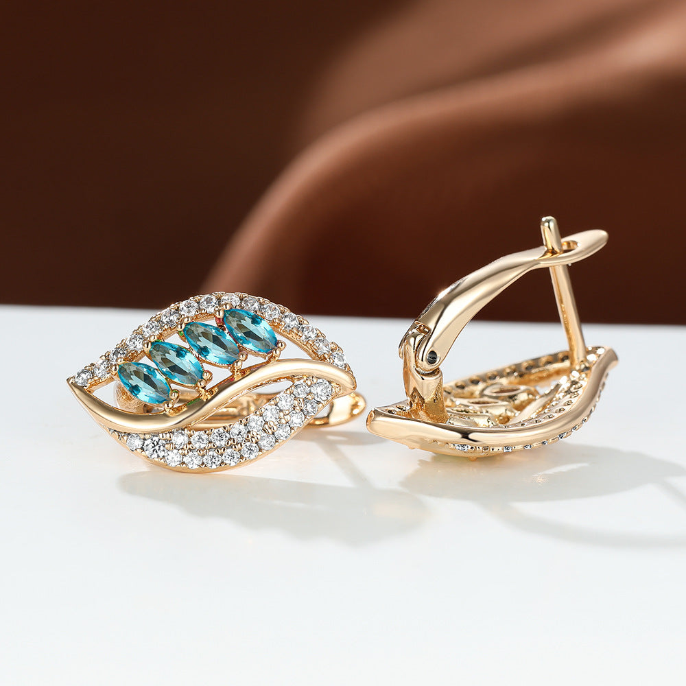 Pendientes de hoja con circonitas incrustadas