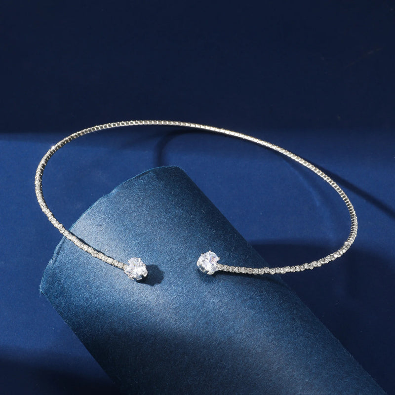 Collar gargantilla en plata con corazón de circonitas