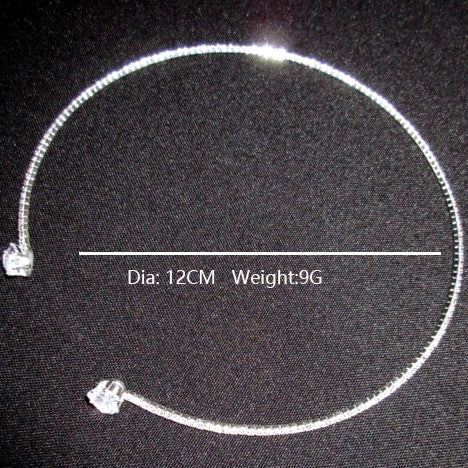 Collar gargantilla en plata con corazón de circonitas